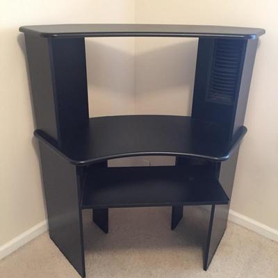 Lot 18 - Computer Desk and Chair