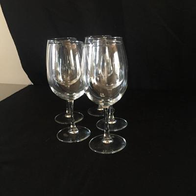 Lot 10 - Wine glasses and Everyday Drinking Glasses
