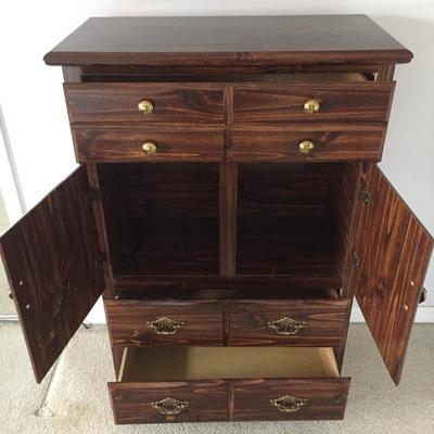 Lot 21 - Perfectly Sized Dresser