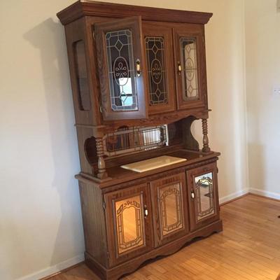 Lot 13 - Lighted Hutch