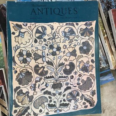 Lot 59 - The Magazine Antiques Collection