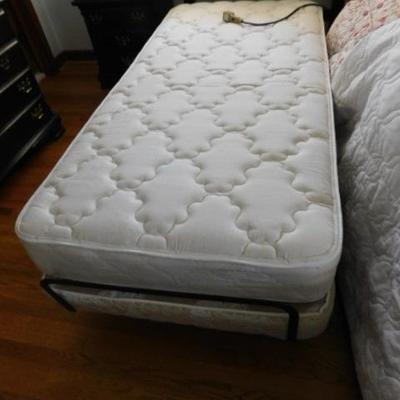 Item 2 of 2 Adjustable Twin Mattress Set with Controller