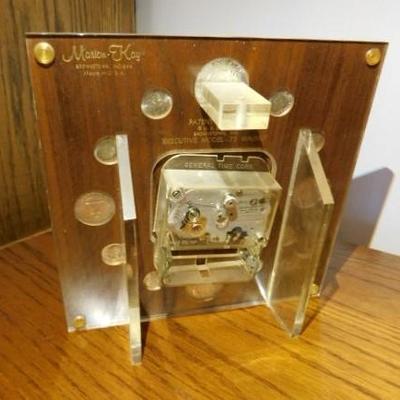 1964 US Silver Coin Desk Battery Marion-Kay Numismatic Desk Clock