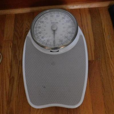 Taylor Full Size Dial Floor Scale