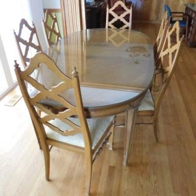 Thomasville pecan best sale dining room set