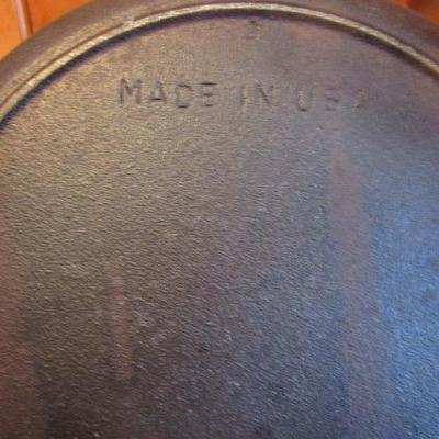 USA Made 10 1/4 Cast Iron Skillet and Corn Bread Pan
