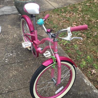 Lot 93 - Kids Bicycle with Hula Hoops and Sleds