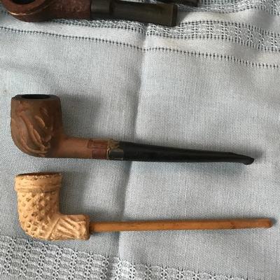 Lot 38 - Pipes and Smoking Accessories 