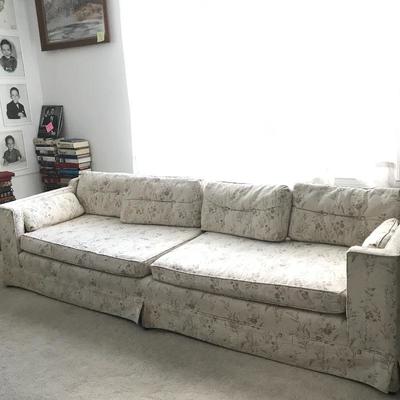 Lot 40 - Lovely Sofa