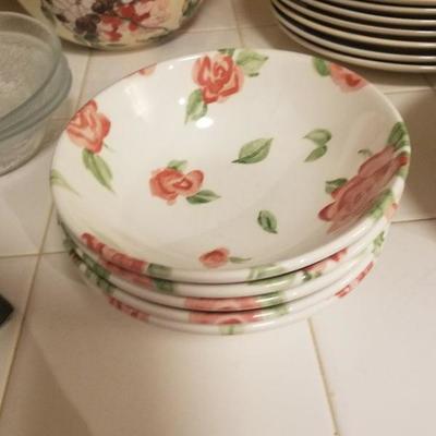 5 Cute Salad Bowls "Home Plate" Pink Roses 
