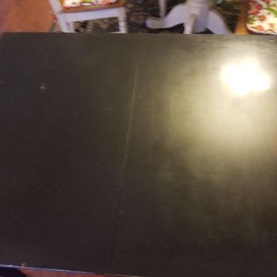 Solid Wood Black Dining Table With 1 leaf 