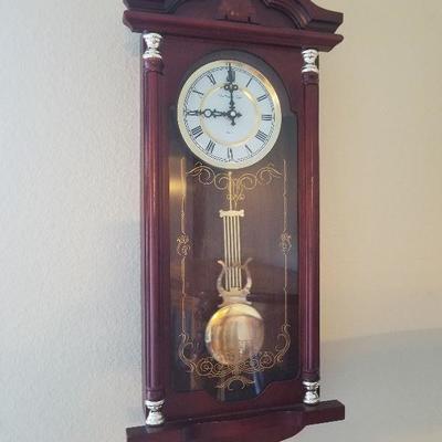 Westminster Chime Quartz Battery Operated Wall Clock