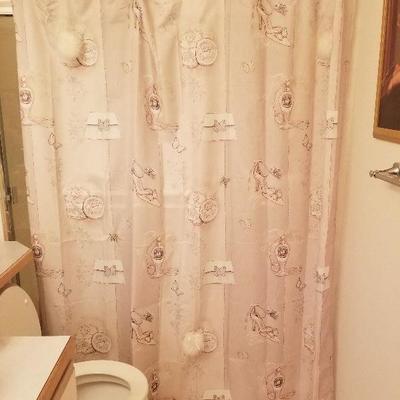Adorable Modern Shabby Chic Style Bathroom set Shower Curtain, rod + accessories 