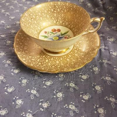 Paragon Cup & Saucer "To Her Majesty The Queen" 