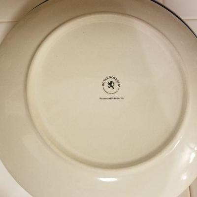 5 Royal Norfolk Dinner Plates 