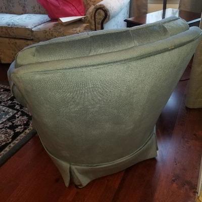 Vintage Short Style Accent Arm Chair Crush Velvet?