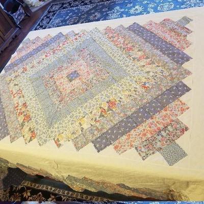 Old Hand Made Quilt 68"x83" 