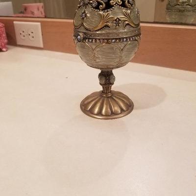 Decorative Elaborate Music Box Egg 