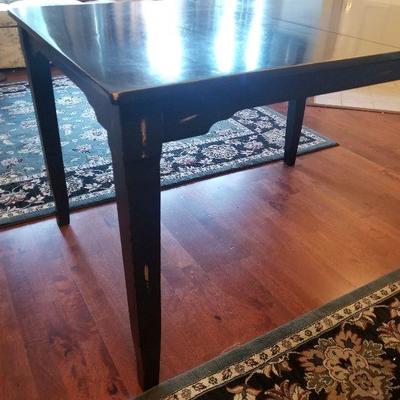 Solid Wood Black Dining Table With 1 leaf 