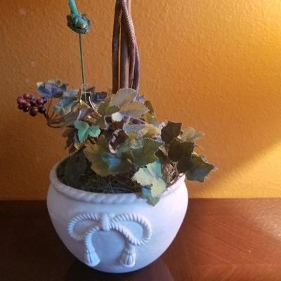 Decorative Silk Flowers & Pot Decor 