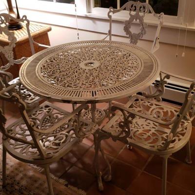 Vintage Grape Leaf Pattern Wrought Iron Bistro Set