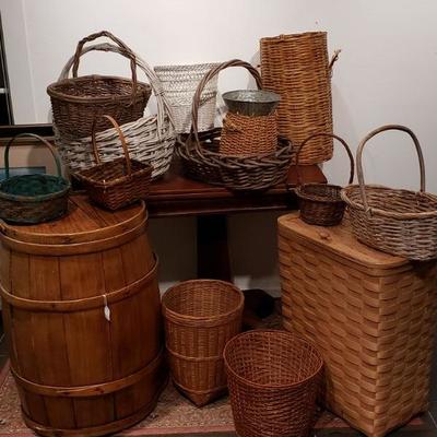 Vintage Baskets & Barrel Lot