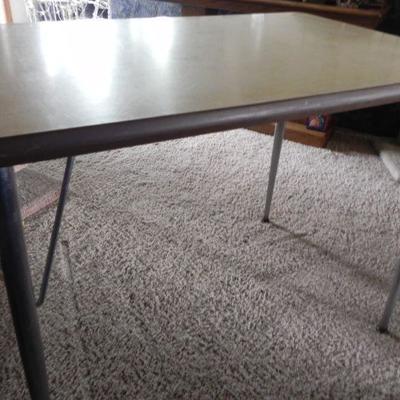 Retro style table