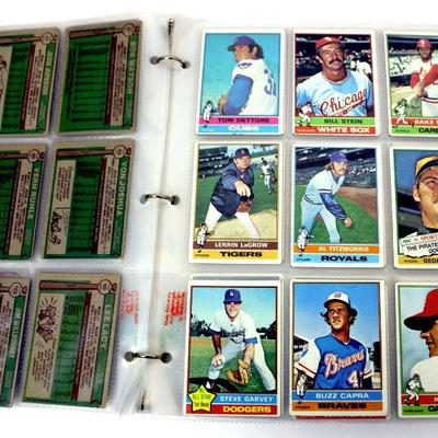 1975/76 TOPPS Baseball Cards Collection in Binder - 108 Cards Lot