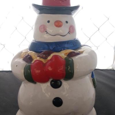 Snowman cookie jar 