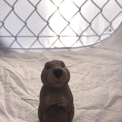 Beaver statue 