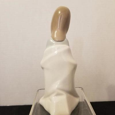 LLadro G-27 F Kneeling Girl Brown Hair - #81-A