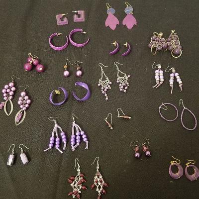 Lot of 18 Purple Earrings - #112-A