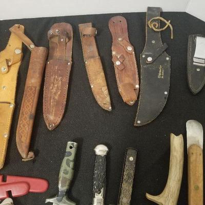 Vintage Lot of Vintage Knives & Sheaths - #67-A
