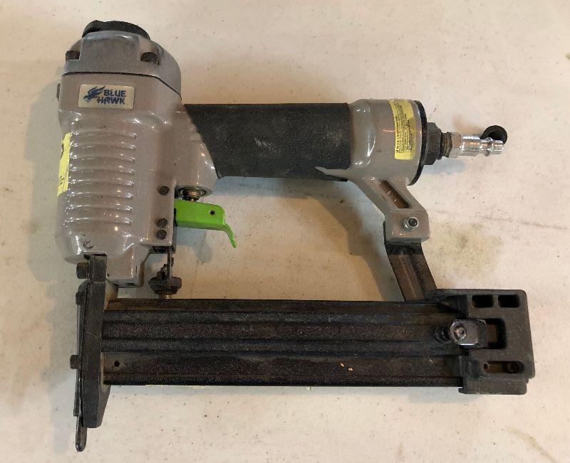 BLUE HAWK BRAD NAILER