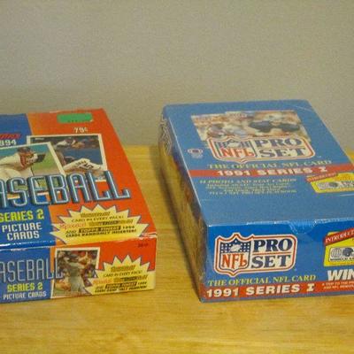 Baseball & Football Cards Topps 1994 & Pro Set 1991