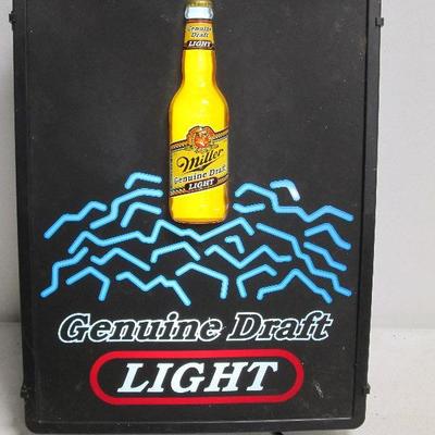 Miller Genuine Draft Light 3-D Lighted Beer Sign