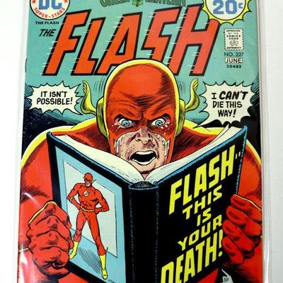 FLASH #227 Bronze Age Comic Book - 1974 DC Comics
