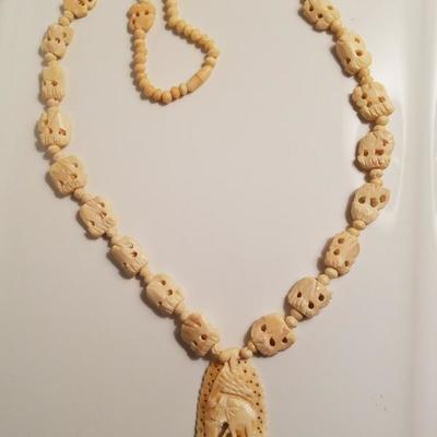 Vtg Hand carved Bovine Bone Necklace and Pendant Elephants