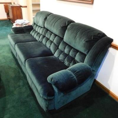 Lane Dual Recliner Couch with Center Console Accessory