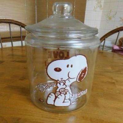Snoopy Glass Cookie Jar 9