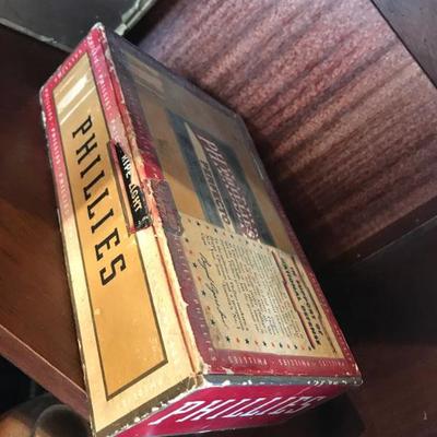 Set of 2 Collectible Cigar Boxes General Arthur & Phillies