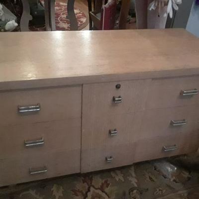 VINTAGE MID CENTURY LANE CEDAR CHEST