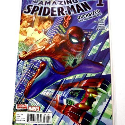 Amazing Spider-Man #1 First Print Vol. 4 December 2015 Marvel Comics NM+