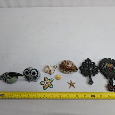 Misc. Unique Trinkets & Seashells, Ceramic Birds, Seashells, Metal Trivets