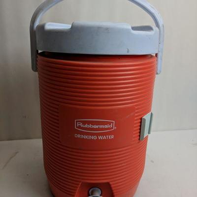Rubbermaid Drinking Water Container, Orange
