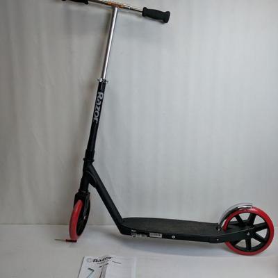 Black & Red Razor Carbon Lux Scooter, Manual & Alan Wrench Included - New
