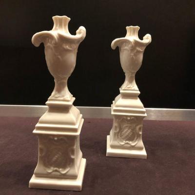 PAIR OF OUTSTANDING NYMPHENBURG PORCELEAN URN'S ON A PEDESTAL