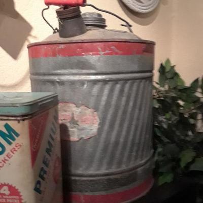 VINTAGE GALVANIZED GAS CAN 