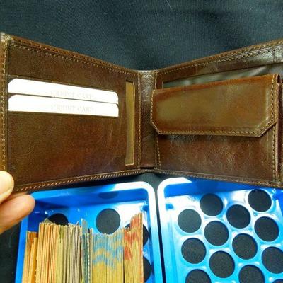 Lot 145: Coin Sorting Tubes, Sorting Trays and Money Related Items