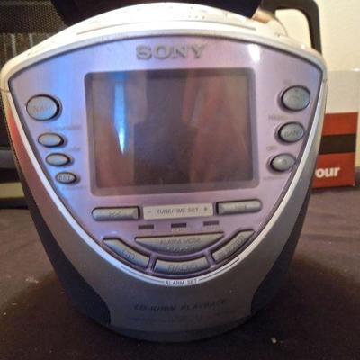 Lot 176: Group Small Appliances